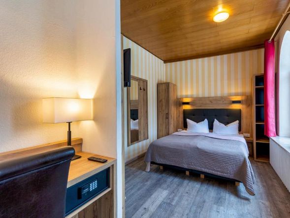 Standard-Doppelzimmer