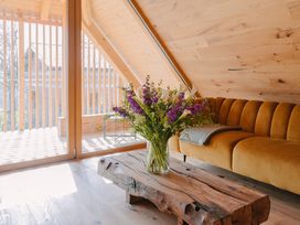 3 Tage - Wellness & Genuss für Zwei - Luxusmomente zwischen Weinbergen und Karst