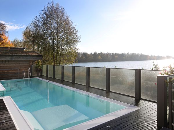 Süße Wellnesszeit im Seehotel mit Privatinsel & Sauna in Niedernberg, Bayern inkl. Vollpension