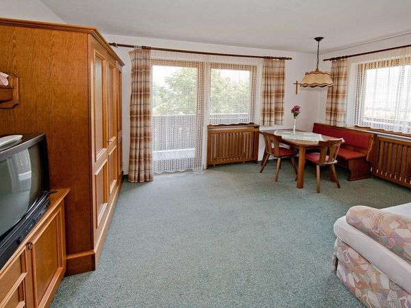 6 Tage Urlaub im Landhaus Maridl in Hart im Zillertal Nur Übernachtung