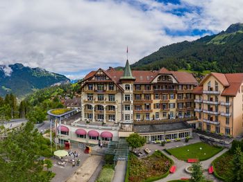 Auszeit- 2 Tage im Arenas Resort Victoria-Lauberhorn