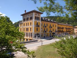 3 Tage Kurzurlaub in Lavarone mit Spa & Seeblick