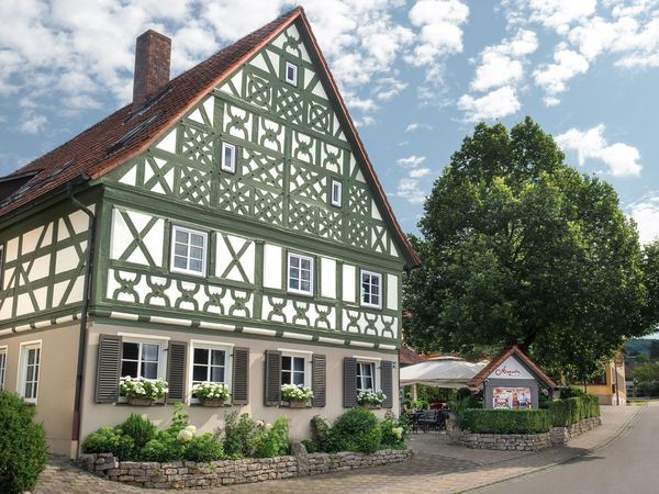 2 Tage Weihnachtsdinner & Wellnessträume in Bad Staffelstein, Bayern inkl. Halbpension