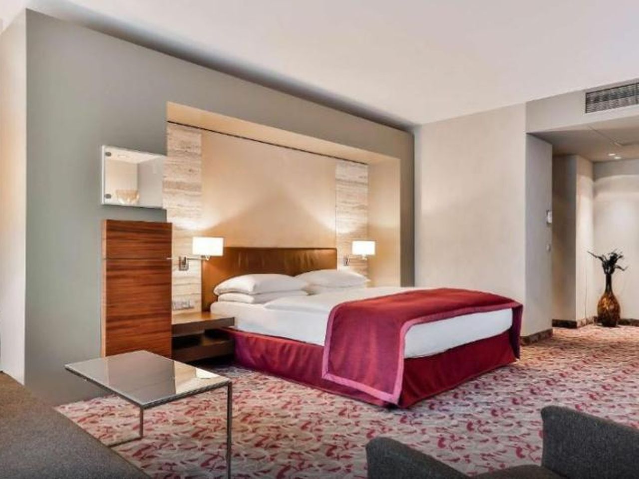 6 Tage im Dorint Hotel am Heumarkt Köln mit Frühstück