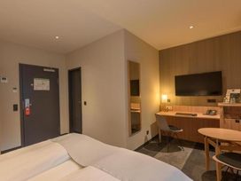 2 Tage mit Frühstück im Cult Hotel Frankfurt City