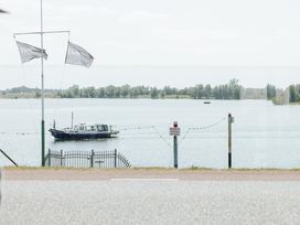 7 Tage Entspannung am Flussufer der Maas