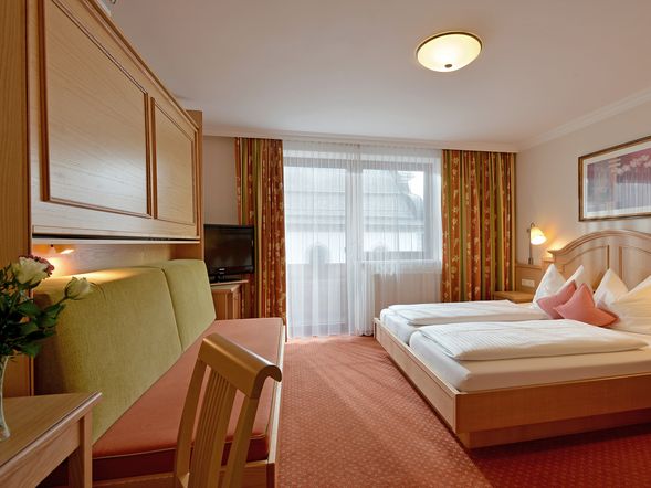 Doppelzimmer mit Balkon