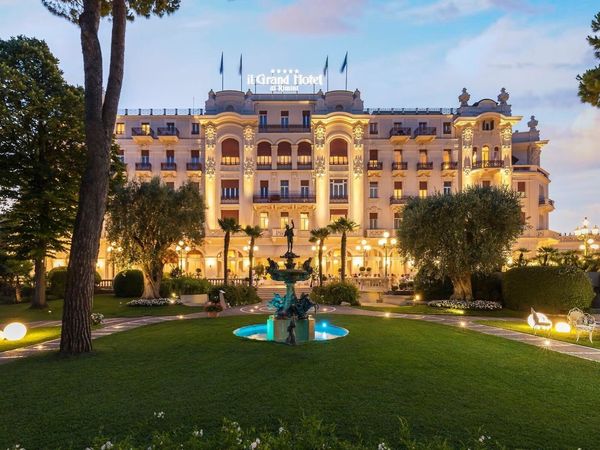 4 Tage Sonne, Meer & italienische Lebensfreude mit HP in Rimini, Emilia-Romagna inkl. Halbpension