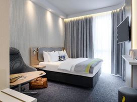 2 Tage mit Frühstück im Holiday Inn Regensburg