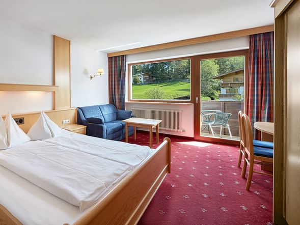 Familienzimmer STANDARD mit Balkon