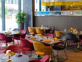 2 Tage mit Frühstück im Hotel Novotel Aachen City
