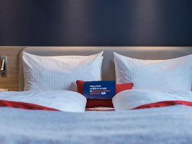 2 Tage mit Frühstück im Holiday Inn Express Wiesbaden