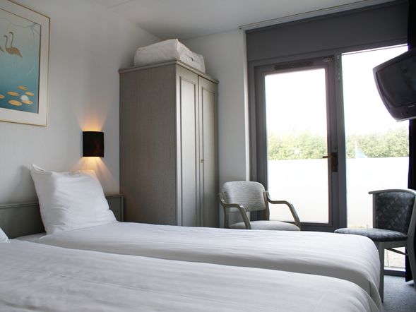 Standard-Doppelzimmer mit Balkon