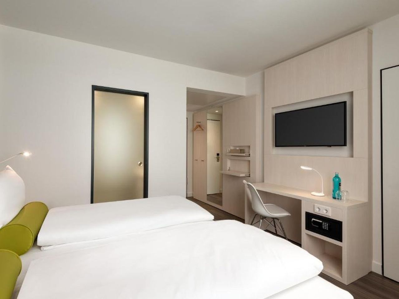 Super 8 by Wyndham Chemnitz