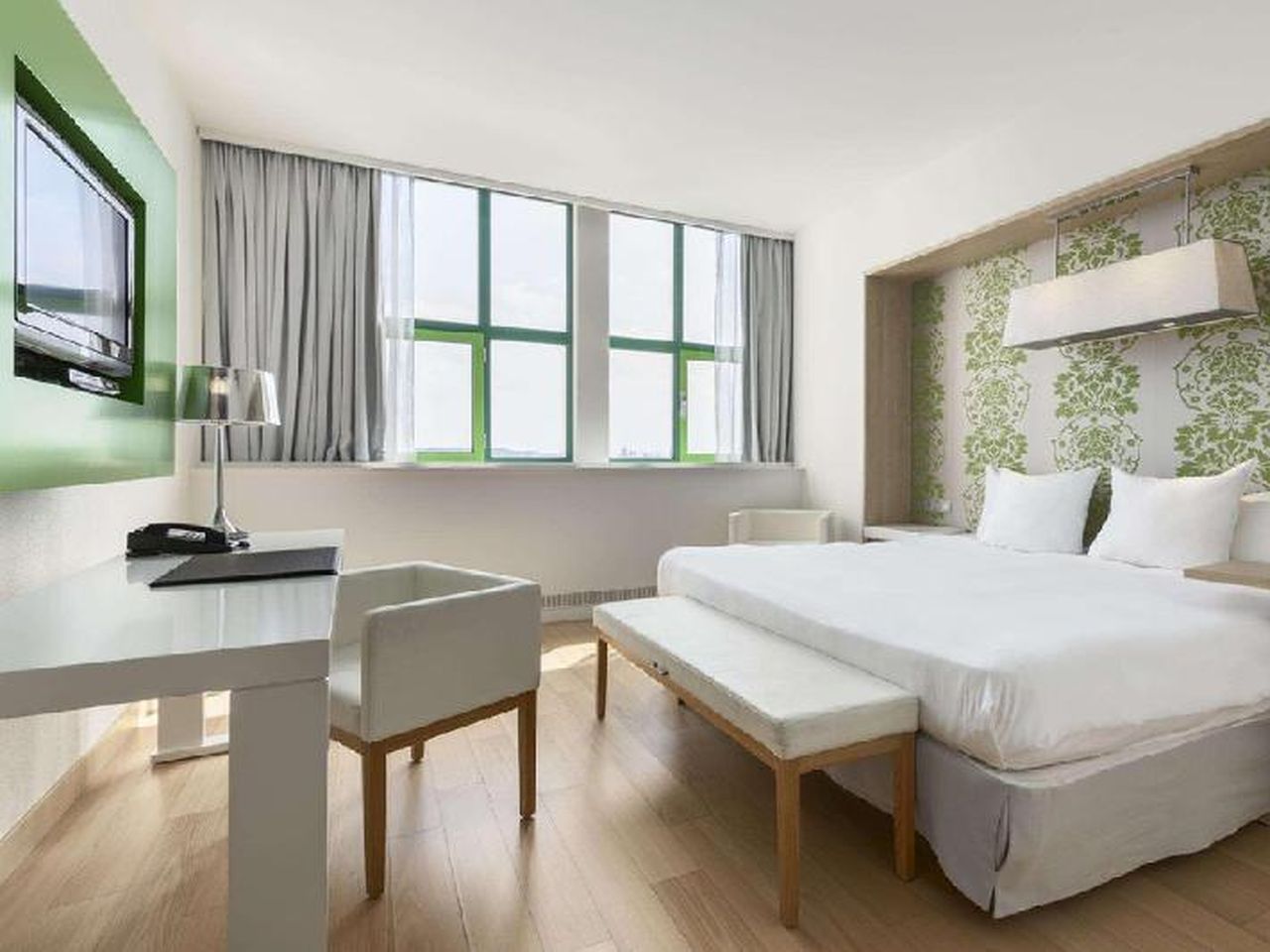 4 Tage im Hotel NH Amsterdam Noord