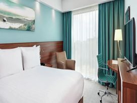 2 Tage Kurzurlaub mit Frühstück im Hampton by Hilton Kiel City Centre