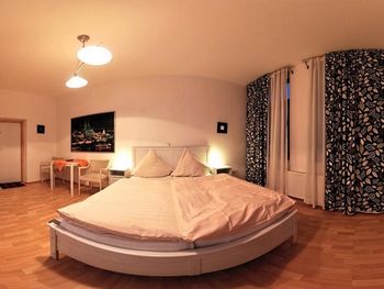 Bild 11 von 27