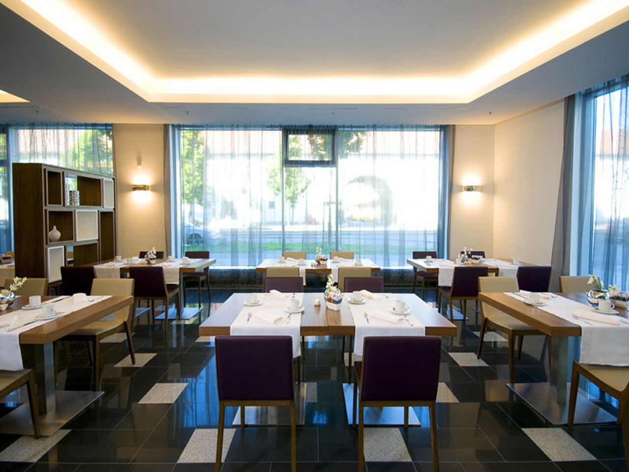 9 im Eurostars Grand Central Hotel mit Frühstück