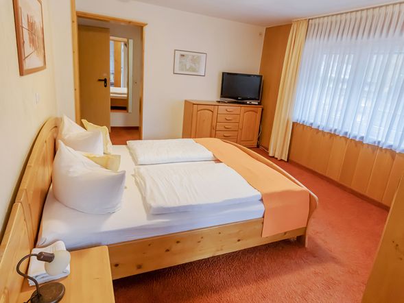 Doppelzimmer mit Balkon