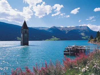 7 Tage umgeben von majestätischen Bergen