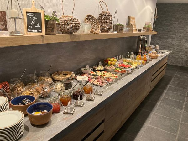 5 Tage Familienspaß und Tiergarten-Besuch in Falkenstein/Vogtl., Sachsen Frühstück
