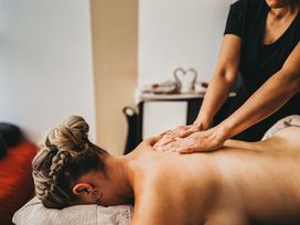 Thermentage mit asiatischem Flair & Hotel SPA in Bad Erlach | 2 Nächte