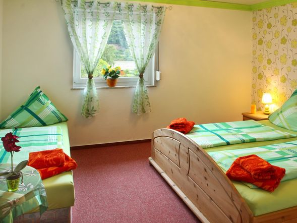 Dreibettzimmer