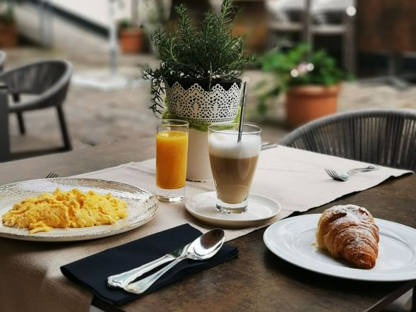 Cella Central Historic Boutique Hotel