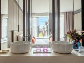 6 Tage Urlaub mit Blick auf den Königspalast