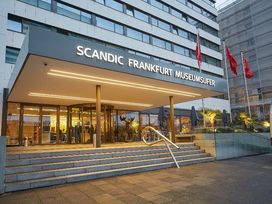 2 Tage Urlaub am Ufer des Mains in Frankfurt
