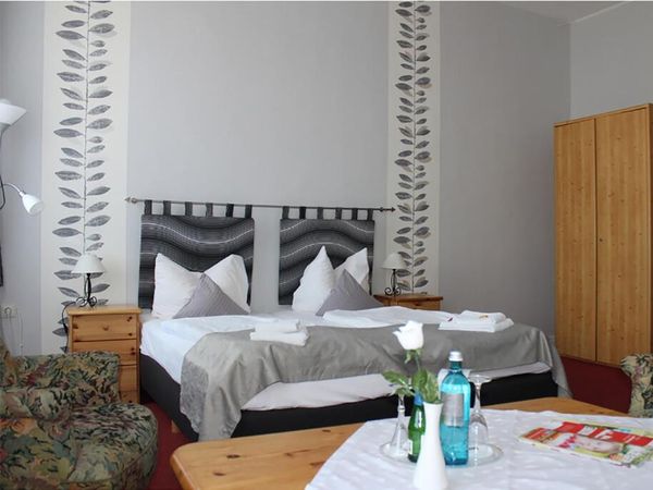 3 Tage im Hoffmanns Holsteinisches Haus mit HP in Friedrichstadt Halbpension