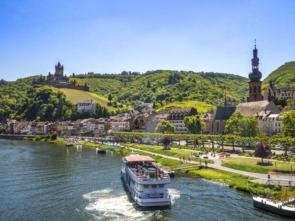3 Tage FRÜHLINGSER­WACHEN AN DER MOSEL 
