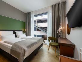 2 Tage Kurzurlaub mit Frühstück im Flightgate Munich Airport Hotel, a member of Radisson Individuals