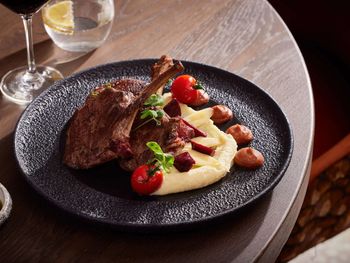 2 Tage Kurzurlaub mit Frühstück im Van der Valk Palace Hotel Noordwijk