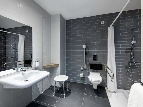 2 Tage mit Frühstück im Holiday Inn Regensburg, Bayern inkl. Frühstück