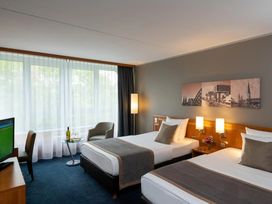 2 Tage Kurzurlaub mit Frühstück im Leonardo Hotel Koeln Bonn Airport