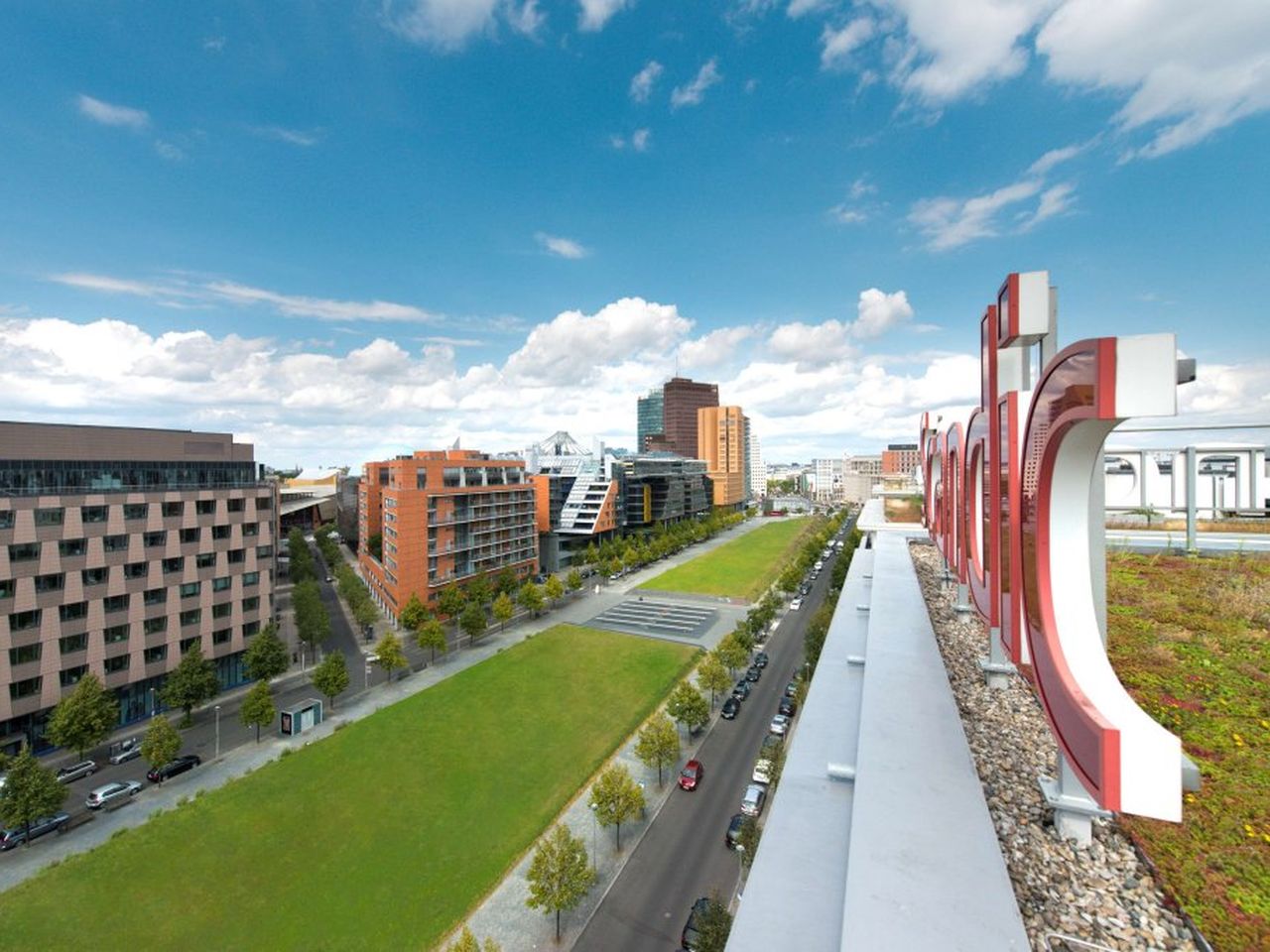 6 Tage am belebten Potsdamer Platz 