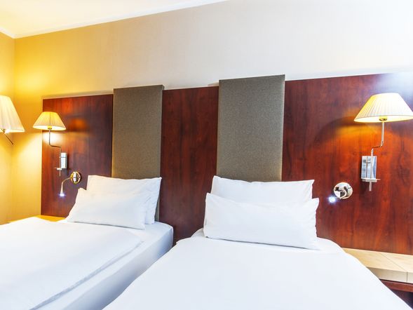 Doppelzimmer STANDARD mit zwei Einzelbetten
