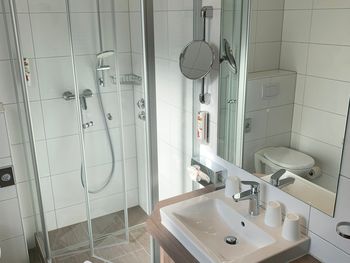 Bild 8 von 25