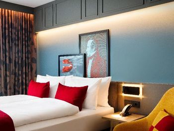 5 Tage im Holiday Inn Hamburg-HafenCity 