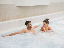 5 Tage Urlaub mit Frühstück im Wellness Hotel Apollo - Lifeclass Hotels & Spa