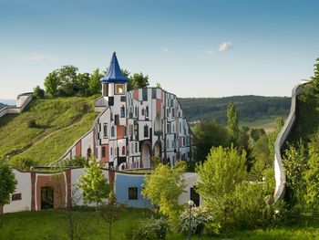 6 Tage Thermenurlaub im größten bewohnbaren Gesamtkunstwerk Österreichs inkl. Eintritt