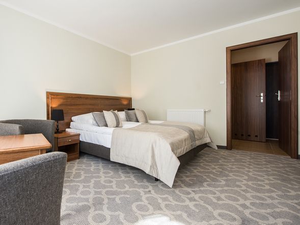 Einzelzimmer STANDARD mit Balkon