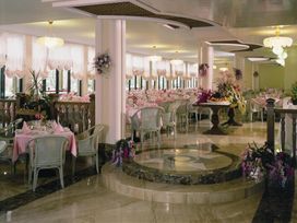 4 Tage im Park Hotel Oasi in Garda mit HP