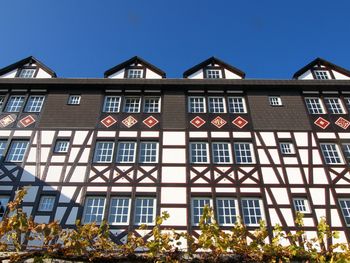 Rüdesheim vom Schiff erleben inkl. Weinprobe