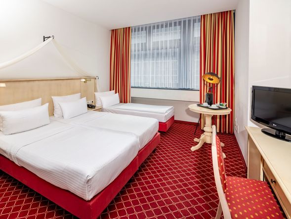 Dreibettzimmer