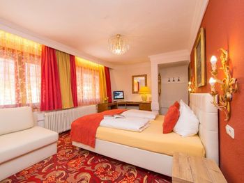 9 Tage im Berger's Sporthotel die Alpen genießen