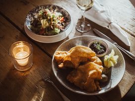 Salzburg Stadt und Land - Auszeit mit Yoga & Infinity Pool