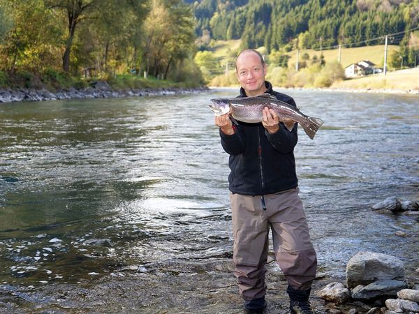 7 Tage Fliegenfischen an der Drau in Kärnten – 6 Nächte in Berg Im Drautal inkl. Vollpension Plus