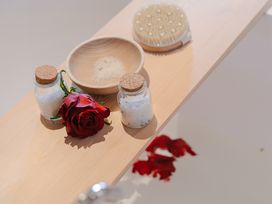 3 Tage - Wellness & Genuss für Zwei - Luxusmomente zwischen Weinbergen und Karst